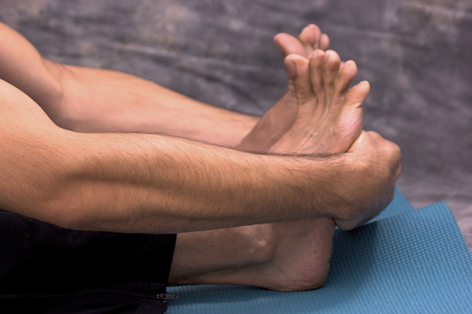 Can You Do Yoga With a Foot Injury?